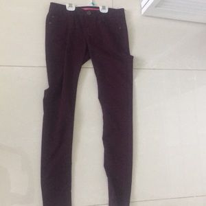 Low-Rise Tinseltown Burgundy Jeans